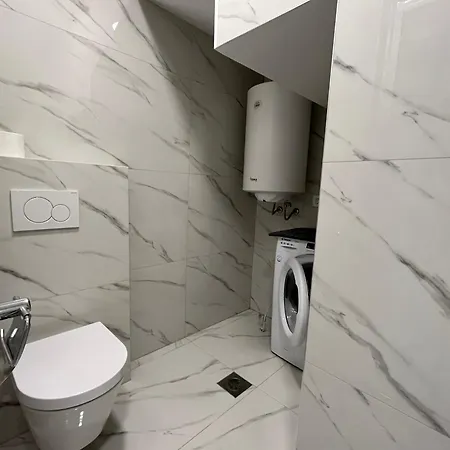 Vojkova Apartment *