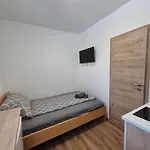 Vojkova Апартаменты