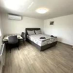Apartamento Vojkova *