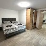 Vojkova Apartamento