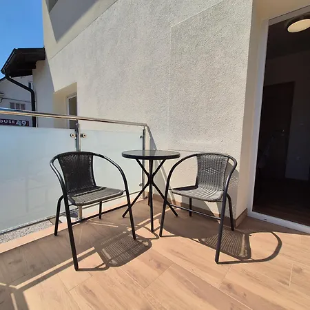 Vojkova Апартаменти *